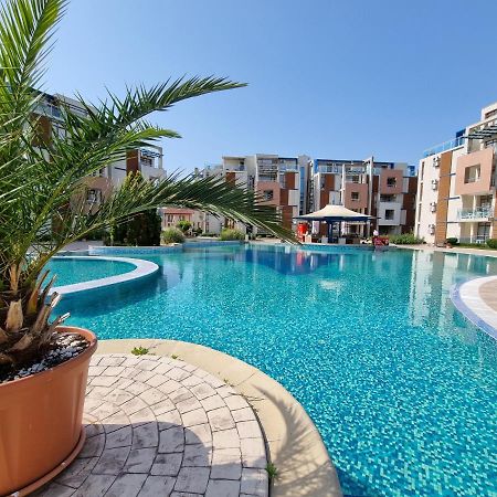 Studio Apartment With Balcony 300M From Beach Sluneční pobřeží Exteriér fotografie
