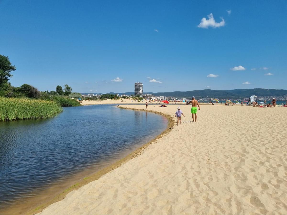 Studio Apartment With Balcony 300M From Beach Sluneční pobřeží Exteriér fotografie