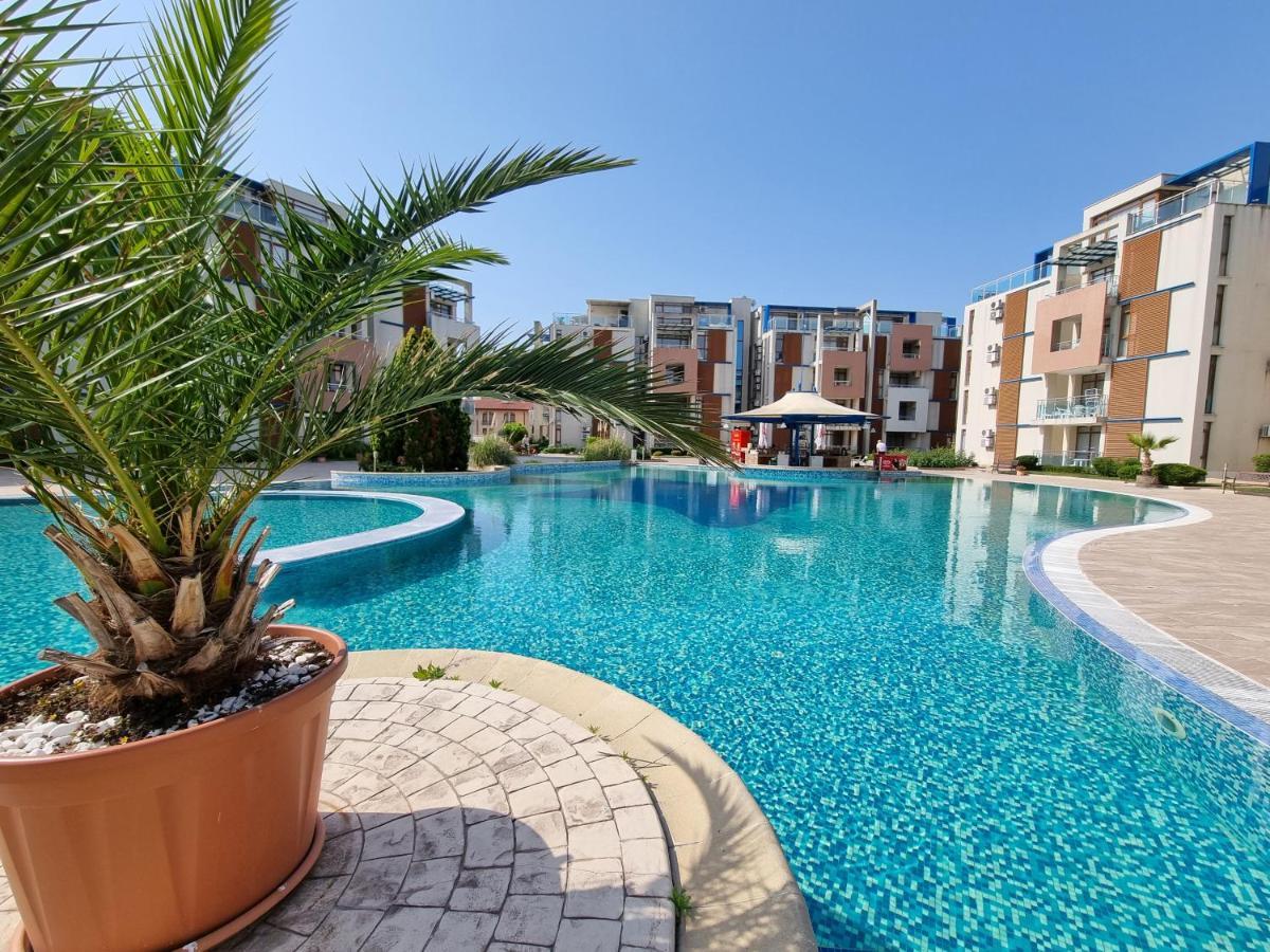 Studio Apartment With Balcony 300M From Beach Sluneční pobřeží Exteriér fotografie