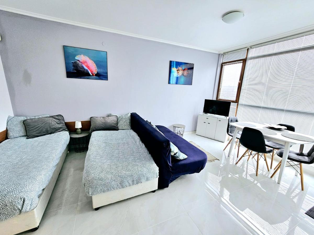 Studio Apartment With Balcony 300M From Beach Sluneční pobřeží Exteriér fotografie