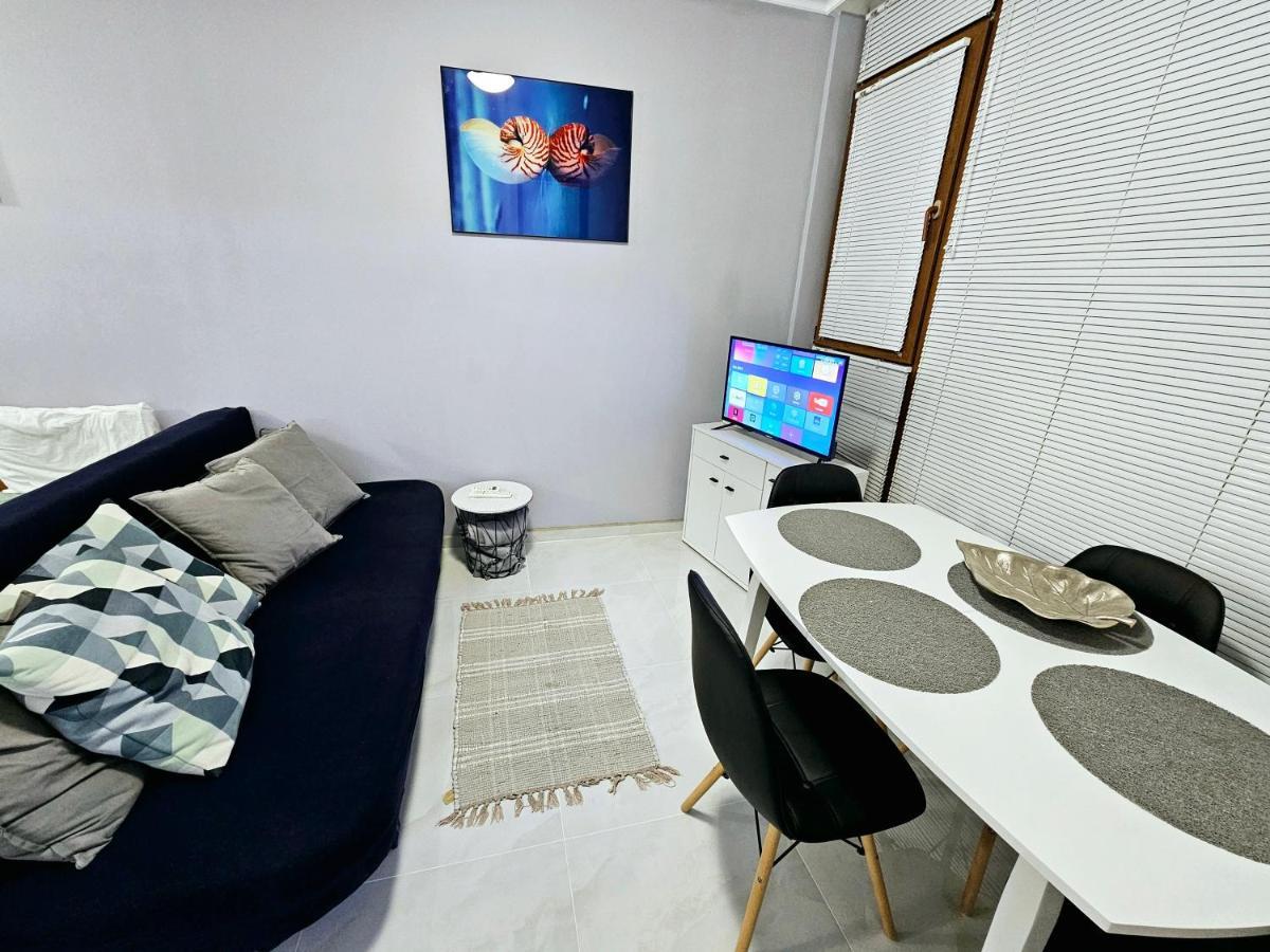 Studio Apartment With Balcony 300M From Beach Sluneční pobřeží Exteriér fotografie