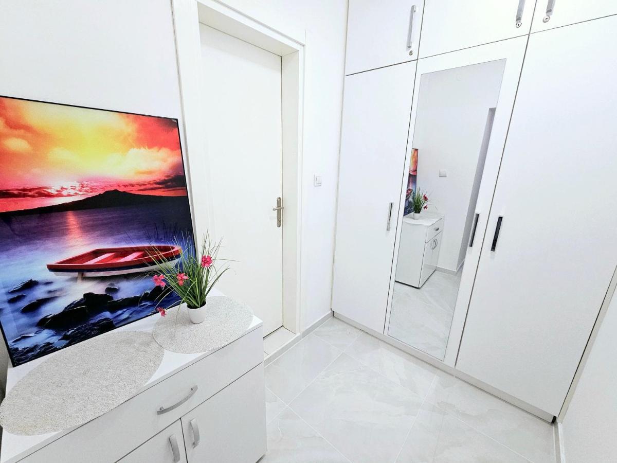 Studio Apartment With Balcony 300M From Beach Sluneční pobřeží Exteriér fotografie