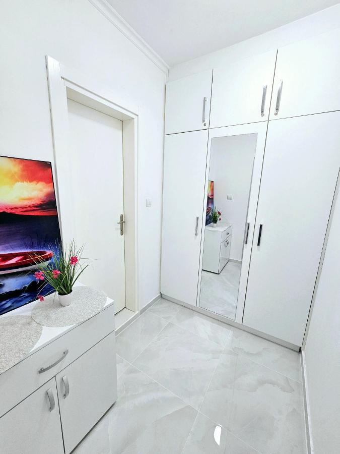 Studio Apartment With Balcony 300M From Beach Sluneční pobřeží Exteriér fotografie